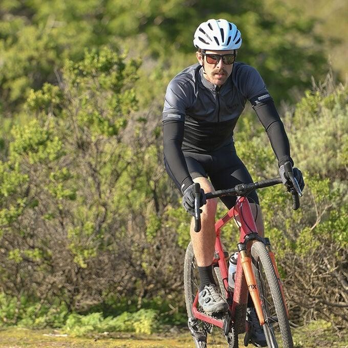 Helm Sepeda Giro Isode II Helmet