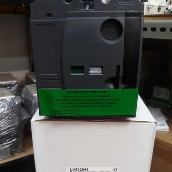 Motor Mechanism / Motorized Mt400/630 Lv432641 For Cvs400 Cvs630 Nsx400 Nsx630 220/240V