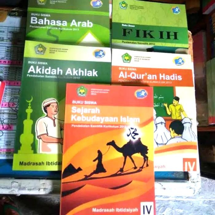 

Ready BUKU PAKET SISWA KELAS 4 MI
