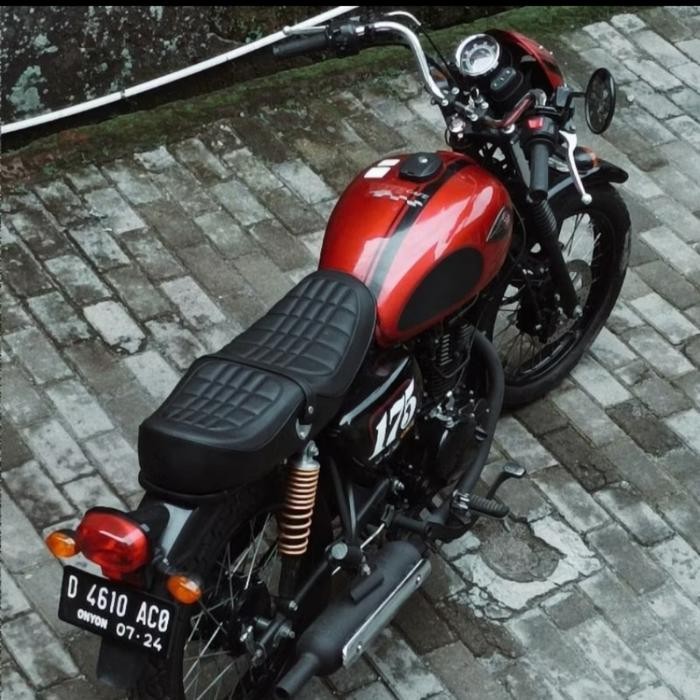 Terlaris Jok Kawasaki W175 British Style Pnp
