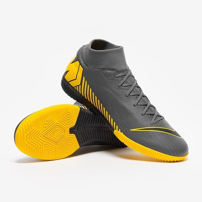 Sepatu futsal Nike mercurial superfly 6 Academy IC