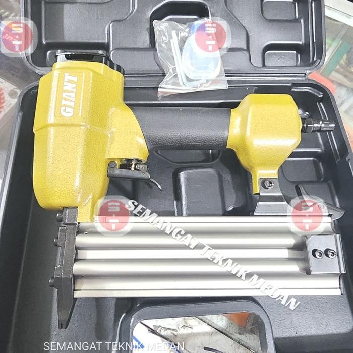 Air Nailer Gun Staples Angin Kayu Pneumatic Nailer Giant T-50 T50 50Mm