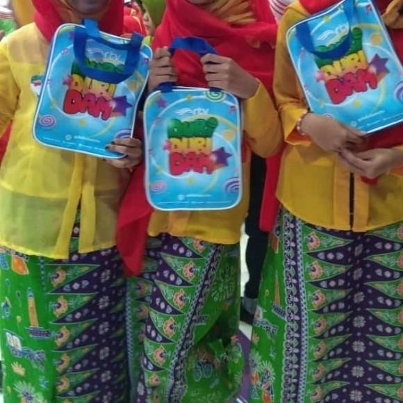 Baju Adat None Jakarta Anak / Adat betawi /none betawi / tradisional