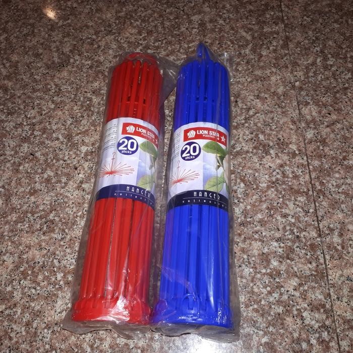 Folding hanger 20 stick lion star