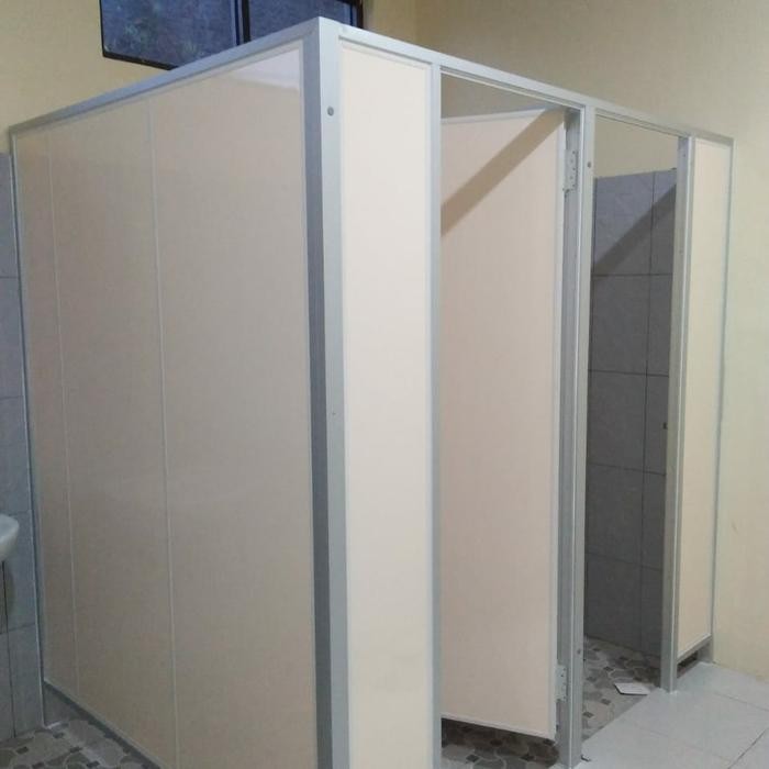 PESANAN PAK HARTONO PARTISI TOILET PVC (FOTO HANYA PELENGKAP)