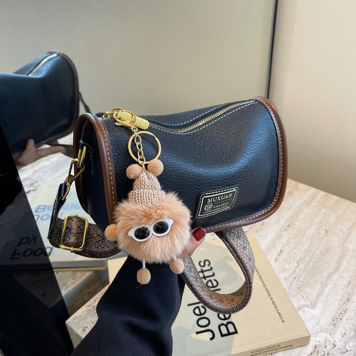 BEST SELLER Tas Selempang Import Model Boston Baru 2025 untuk Wanita Wrinkle Resistant Black