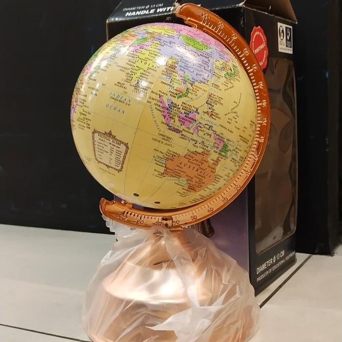 

Globe Bola Dunia Ukuran Diameter 13 Cm