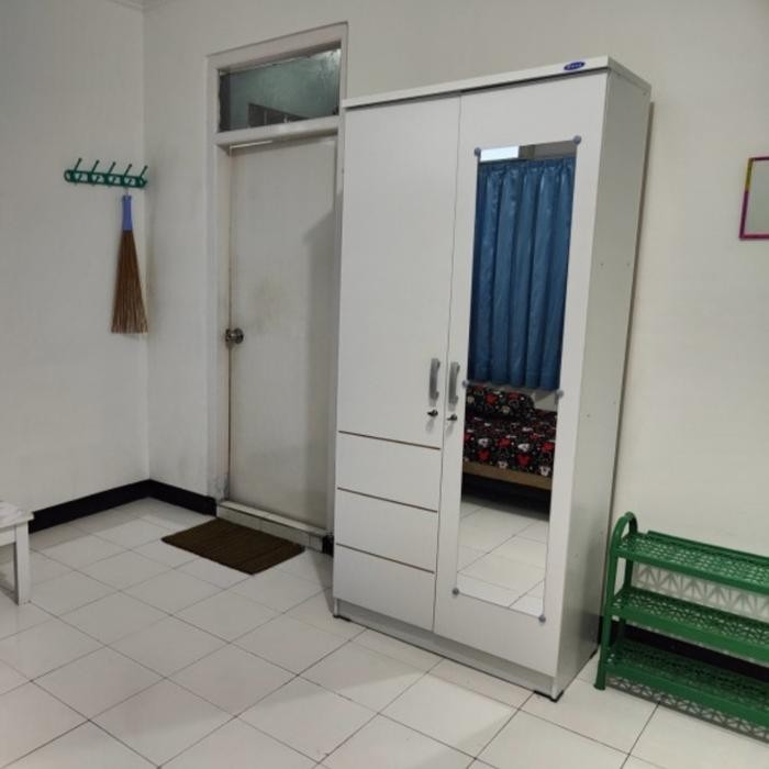 Lemari Baju 2 Pintu Putih Kaca Cermin Lemari Pakaian Olympic Gstar