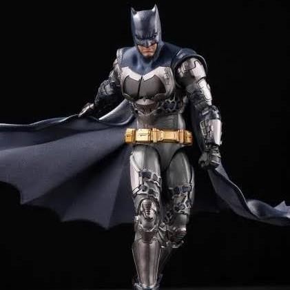 Modoking DC 1/2 The Flash Movie Batman Ben Affleck and BatCycle Model Kit Figure