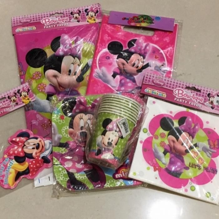 

Paket Set Perlengkapan Pesta Ulang Tahun - Karakter Minnie Mouse