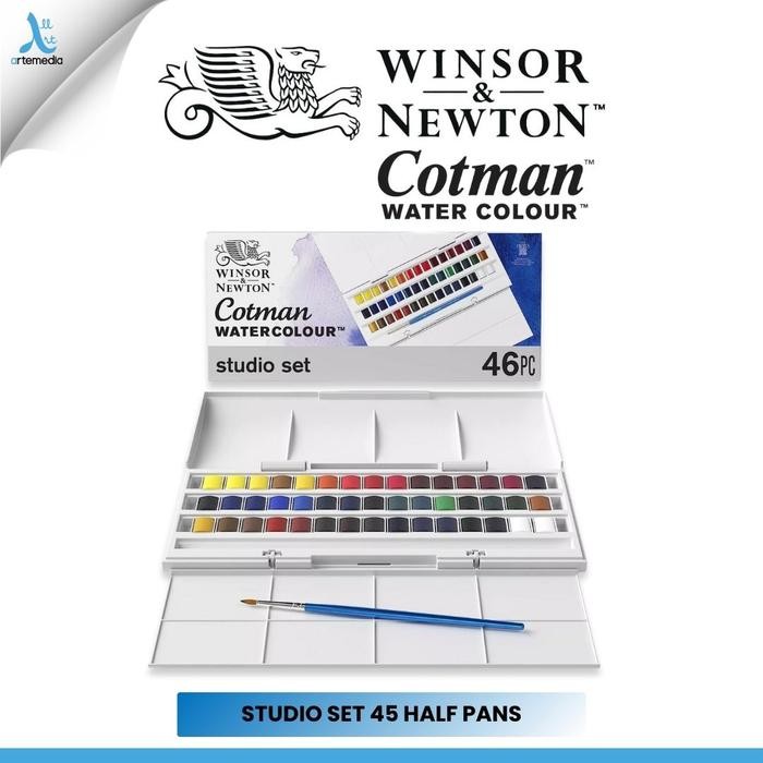 

Cat Air Winsor & Newton Cotman Watercolor 45 Half Pan Studio Set