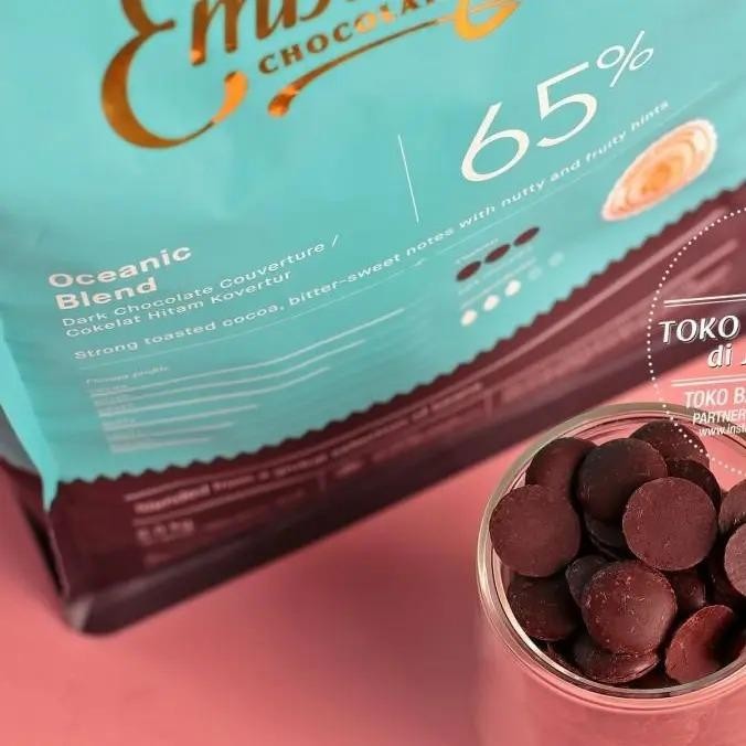 

FyZ Embassy Chocolate - OCEANIC BLEND 65% 2,5kg Dark Couverture Tulip Indonesian Chocolate Coin