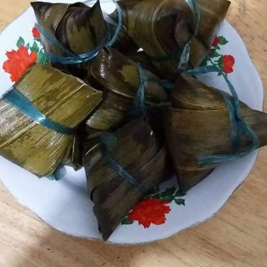 

Gdh Bakcang daun pandan isi daging babi / cunyuk