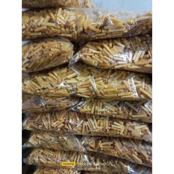

keripik Stik Sukun Grade B kemasan 1000 gram. Kripik Camilan Food Snack Pedas Cemilan