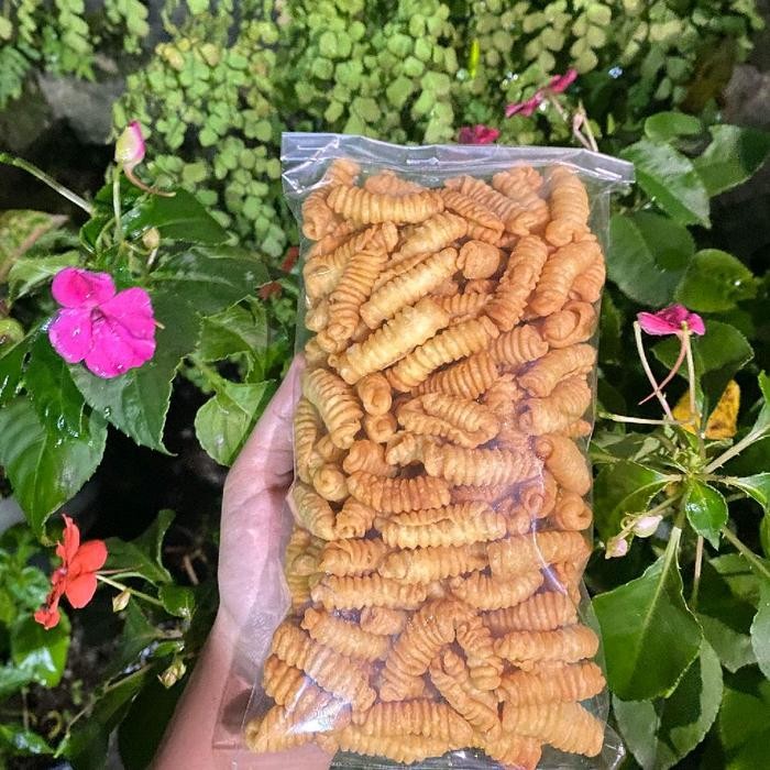 

kue garpu original Snack dengan berat kemasan 400gr Cemilan