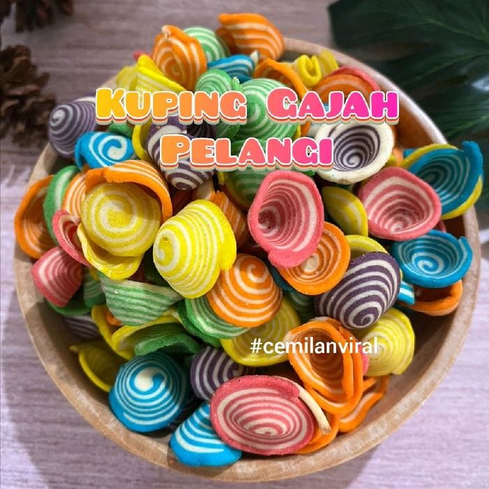 

Cemilan Viral Kuping Gajah Pelangi Rainbow Snack Jadul Frying Fry Crispy Renyah Manis Food