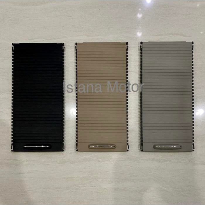 Krey Roller Blind Penutup Tengah Mercedes W207 W212