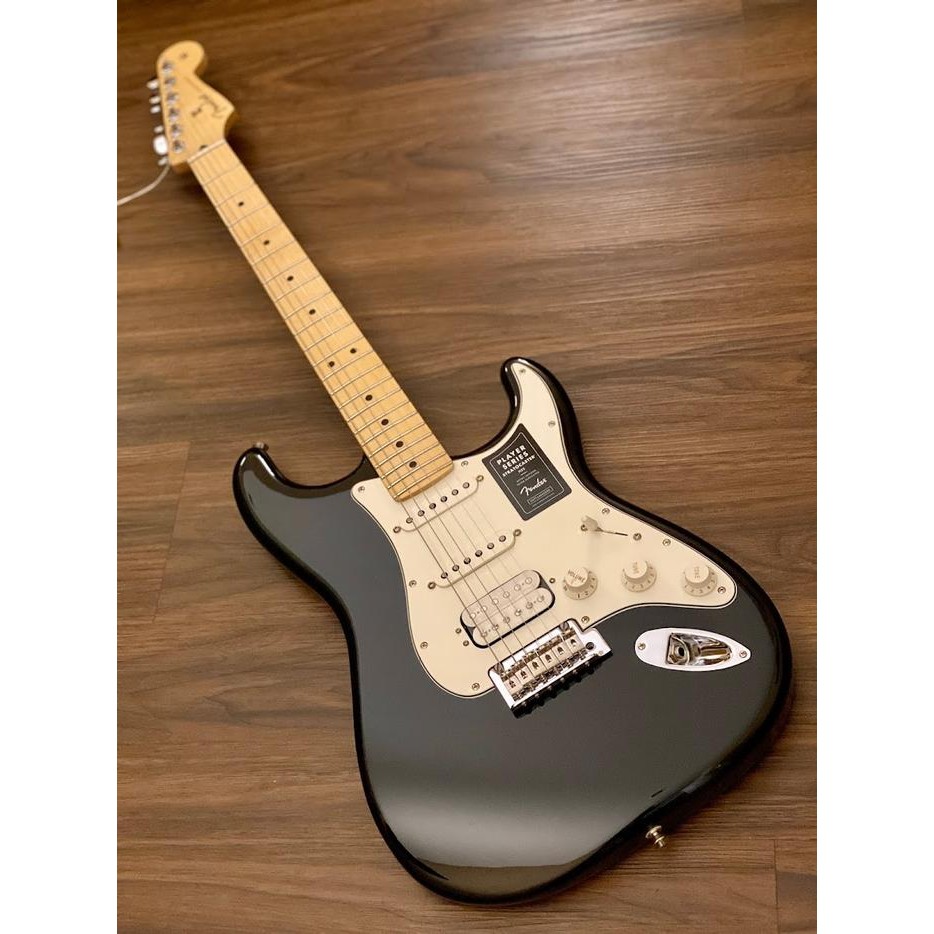 Fender Player Series Stratocaster HSS MN Black *