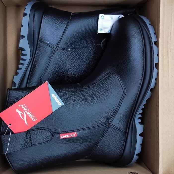 SAFETY SHOES CHEETAH 7288 HITAM (SEPATU SAFETY CHEETAH 7288 H) *