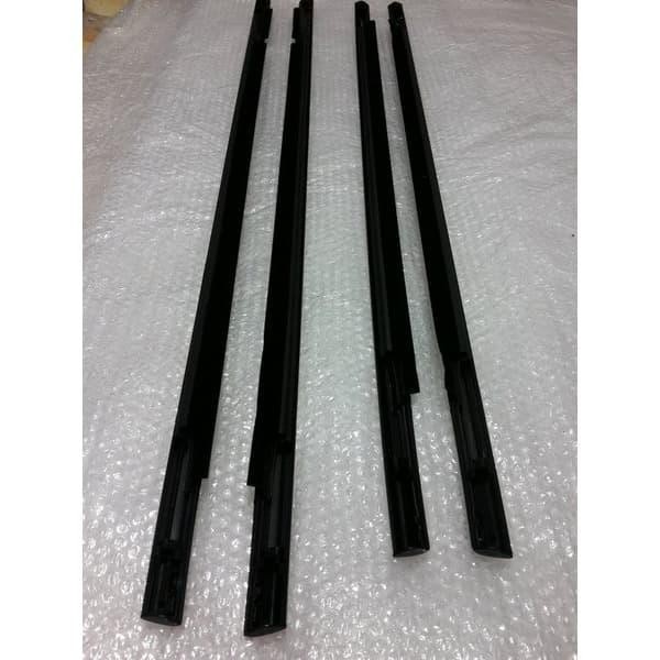 KARET PINTU PELIPIT KACA LURUS MITSUBISHI L300 DIESEL BENSIN