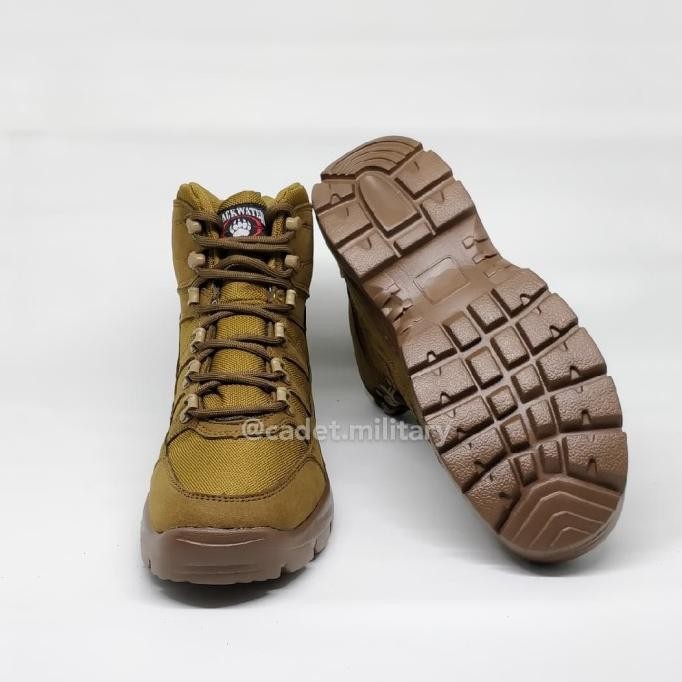 Terbaru Sepatu Blackwater Squad Boots 701765 - Brown