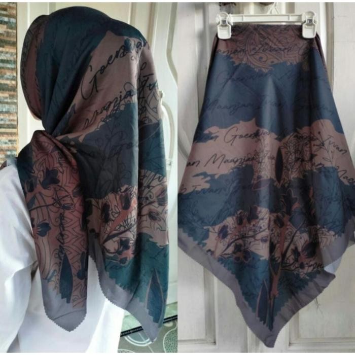 (Allthebest) Hijab Segi Empat Manja Ivan Gunawan
