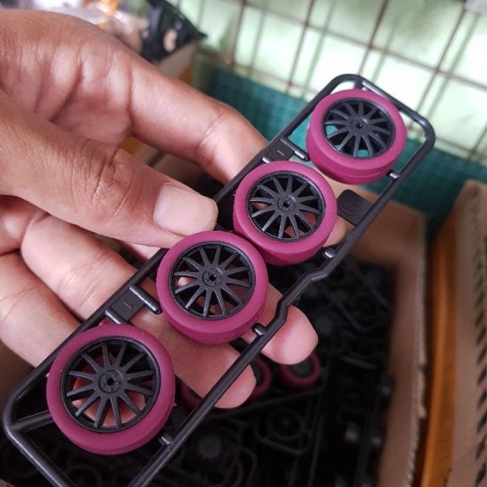 TAMIYA BAN MAROON VELG CARBON PIN MEDIUM