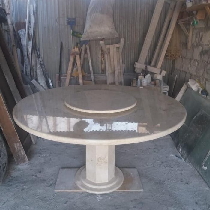 Meja Bulat Marmer Besar