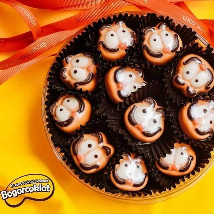 

COKLAT KARAKTER GARFIELD TOPLES / HADIAH ULTAH