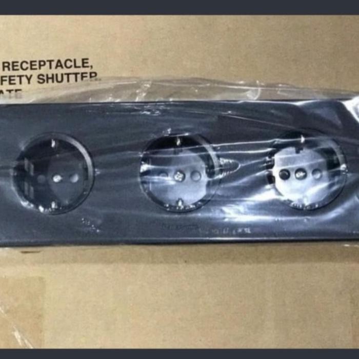 PANASONIC HITAM BLACK STOP KONTAK 3G 3 GANG STOPKONTAK LISTRIK