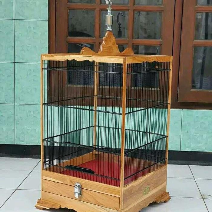 Sangkar kotak jati, uk: 40x40, vernis gloss, dipacking kayu