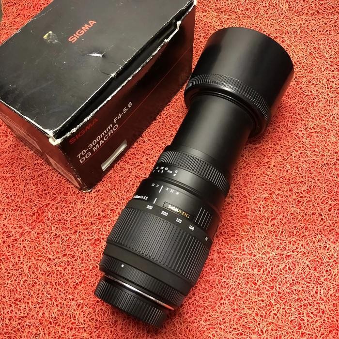 lensa tele sigma 70-300mm for nikon like new
