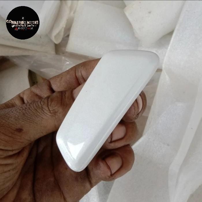 cover tutup washer lampu all new pajero 2016up