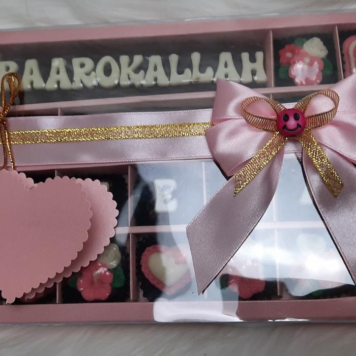 Hadiah Wisuda Untuk Cewek Unik