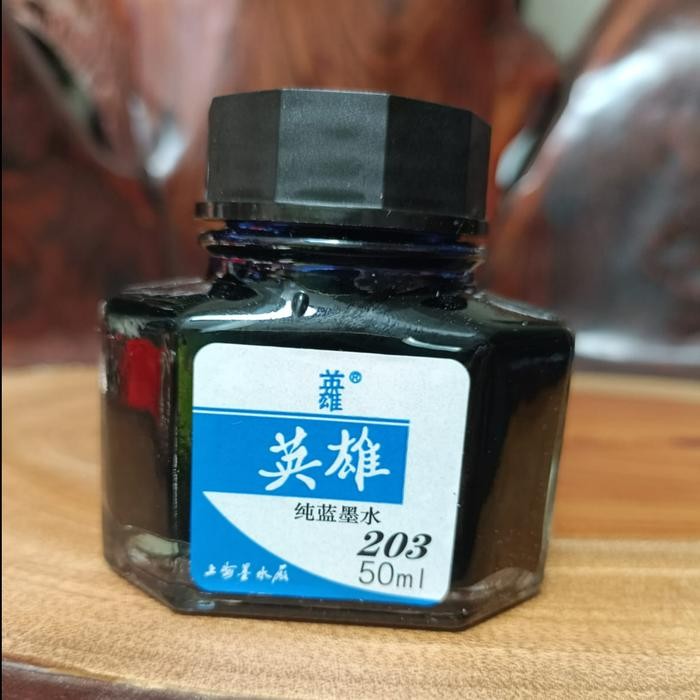 

Ready- Tinta Hero Warna Biru 50Ml