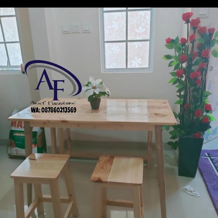 Meja Set Makan Kaki Bulat