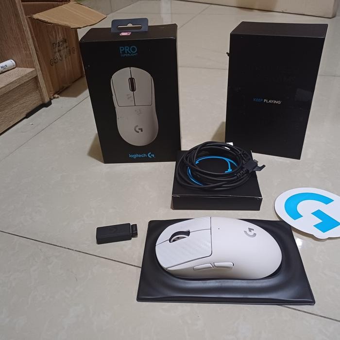 Logitech G Pro X superlight white