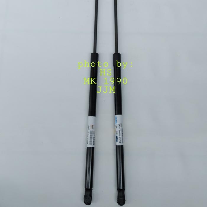 SHOCK BAGASI BELAKANG FORD FOCUS SHOCK BAGASI FORD FOCUS 2012 UP