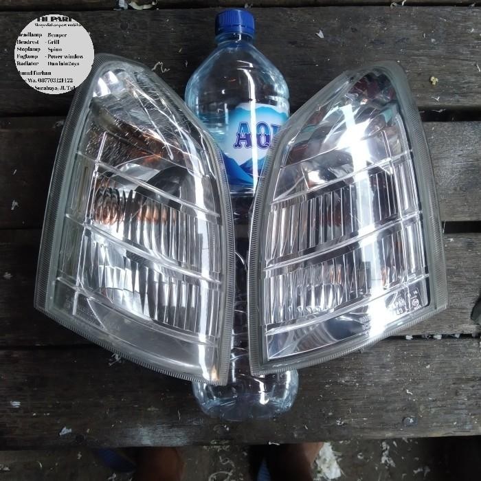 Lampu Sein Nissan Xtrail t30 original.