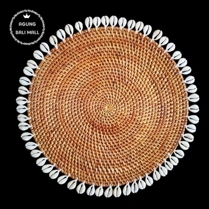 Placemat rotan kerang bulat 30cm tatakan piring rotan alas piring