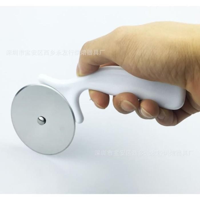 PIZZA CUTTER / CUTTER PIZZA / PEMOTONG PIZZA / PISAU PIZZA