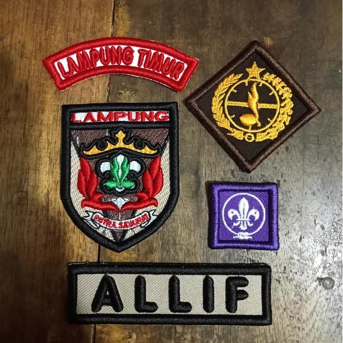

Badge Seragam Pramuka Set Lengkap Bordir Timbul 3D Kwarda Lampung
