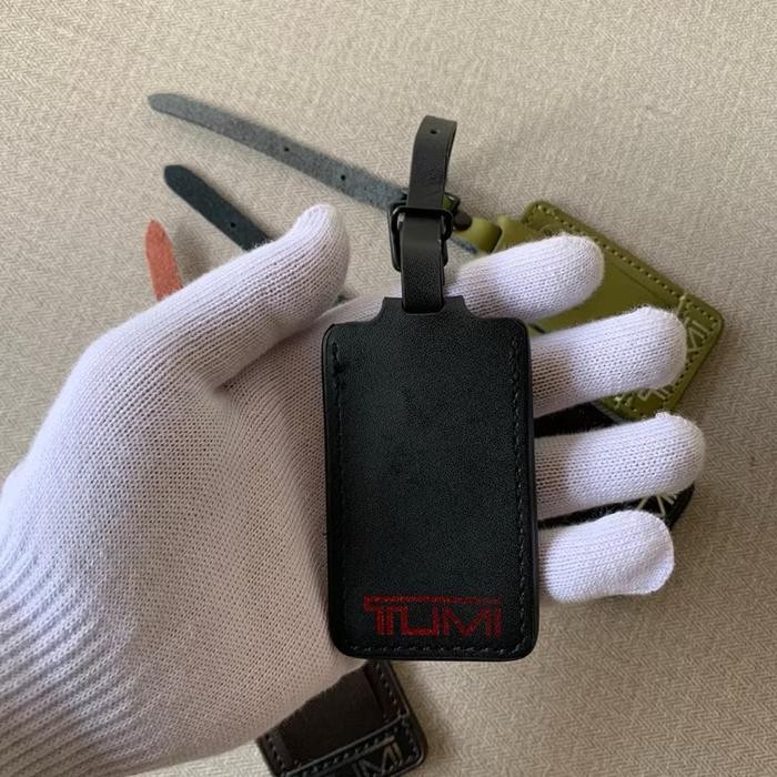 

TAG T U M I ACCESORIES NAME TAG