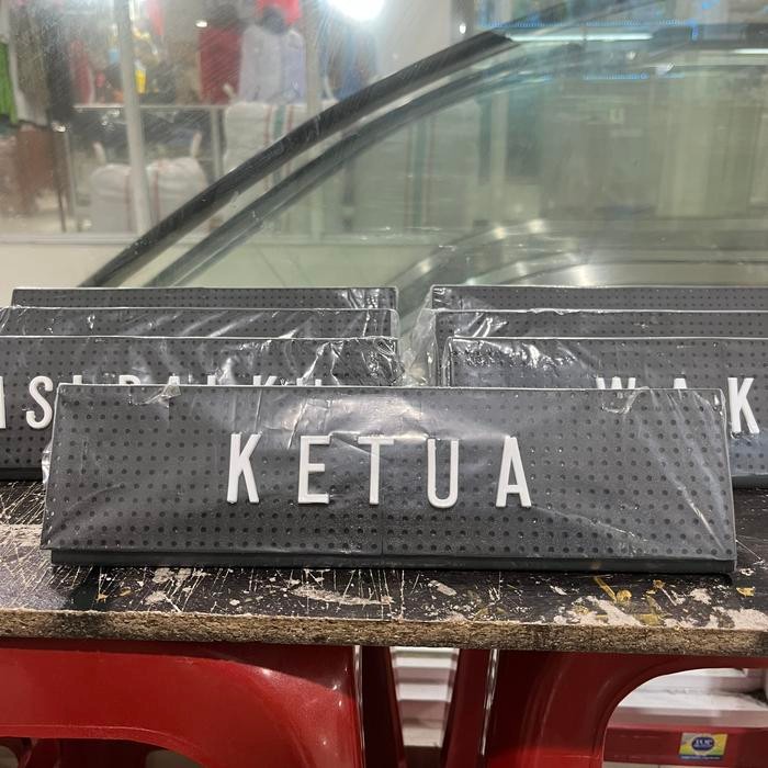 

Papan Nama Meja Huruf Plastik