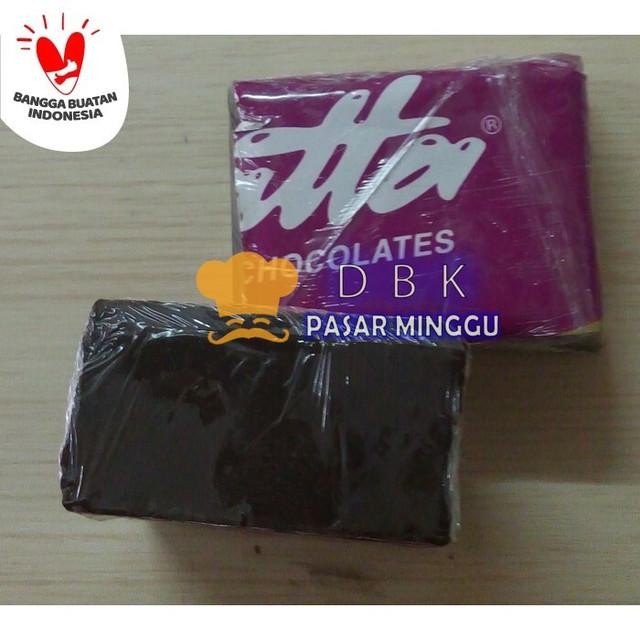 

Ready Collata Dark 250Gr Coklat Blok Potongan Dark Cooking Chocolate Compound