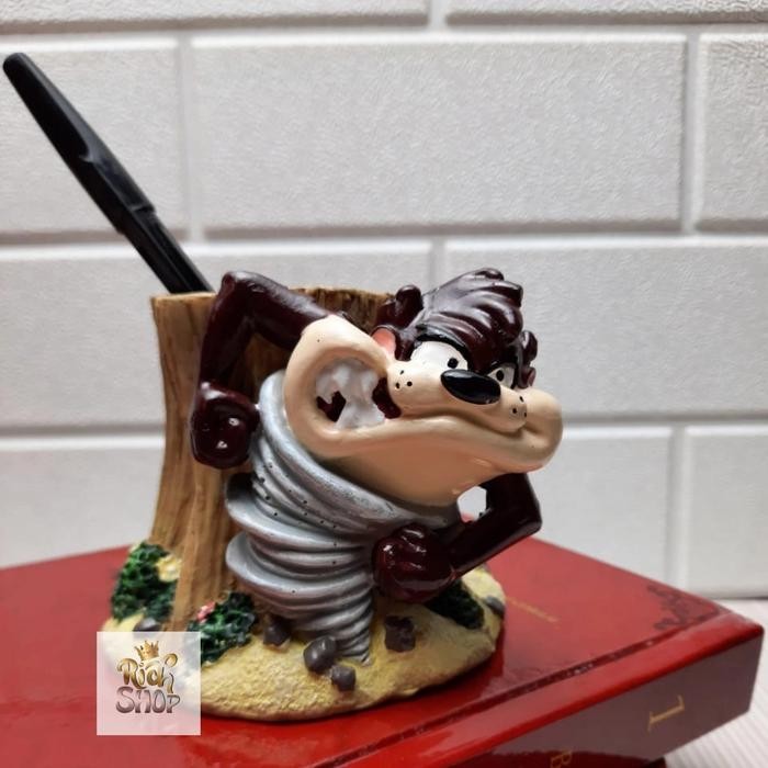 

Tempat Pensil Meja Tazmania Desk Set Pen Holder