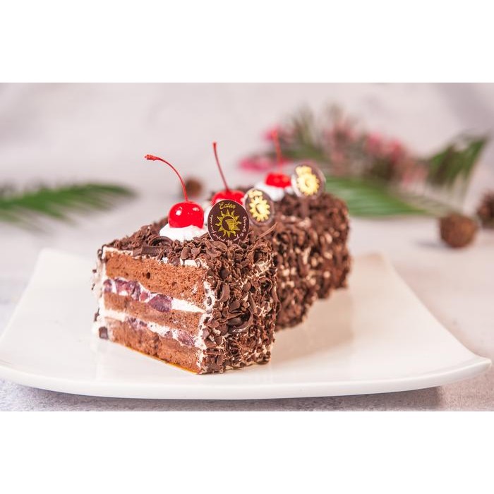 

OR6T Black Forest - Slice Cake