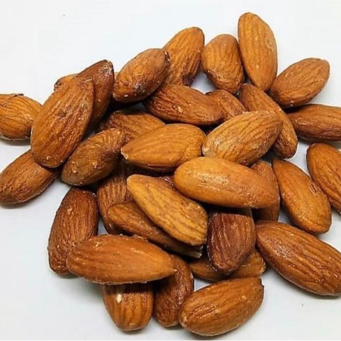 

4ZMI Kacang Almond Kupas
