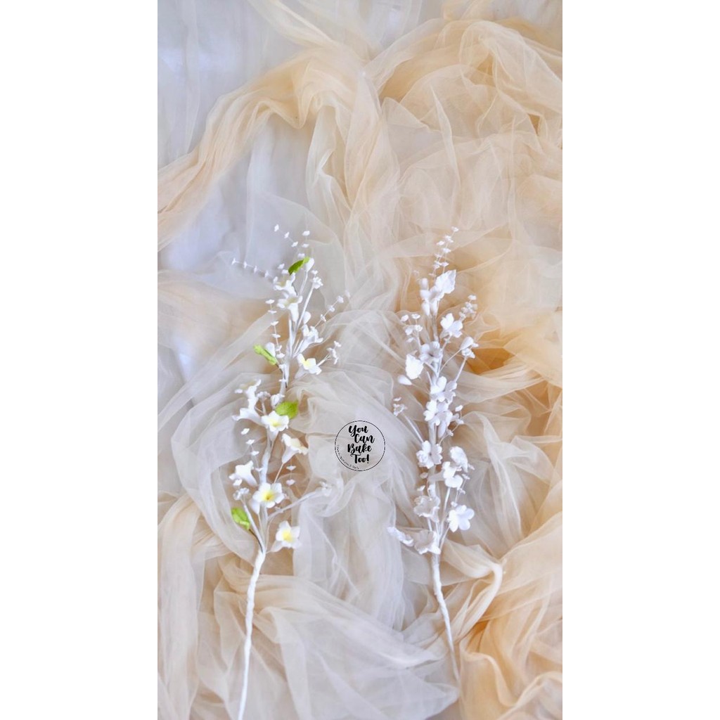 

Ivy Flowers Gumpaste