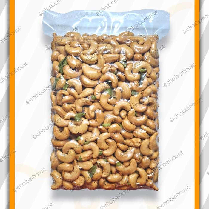 

KACANG METE SUPER OVEN PANGGANG ROASTED CHO.BERHOUSE WONOGIRI 500GR
